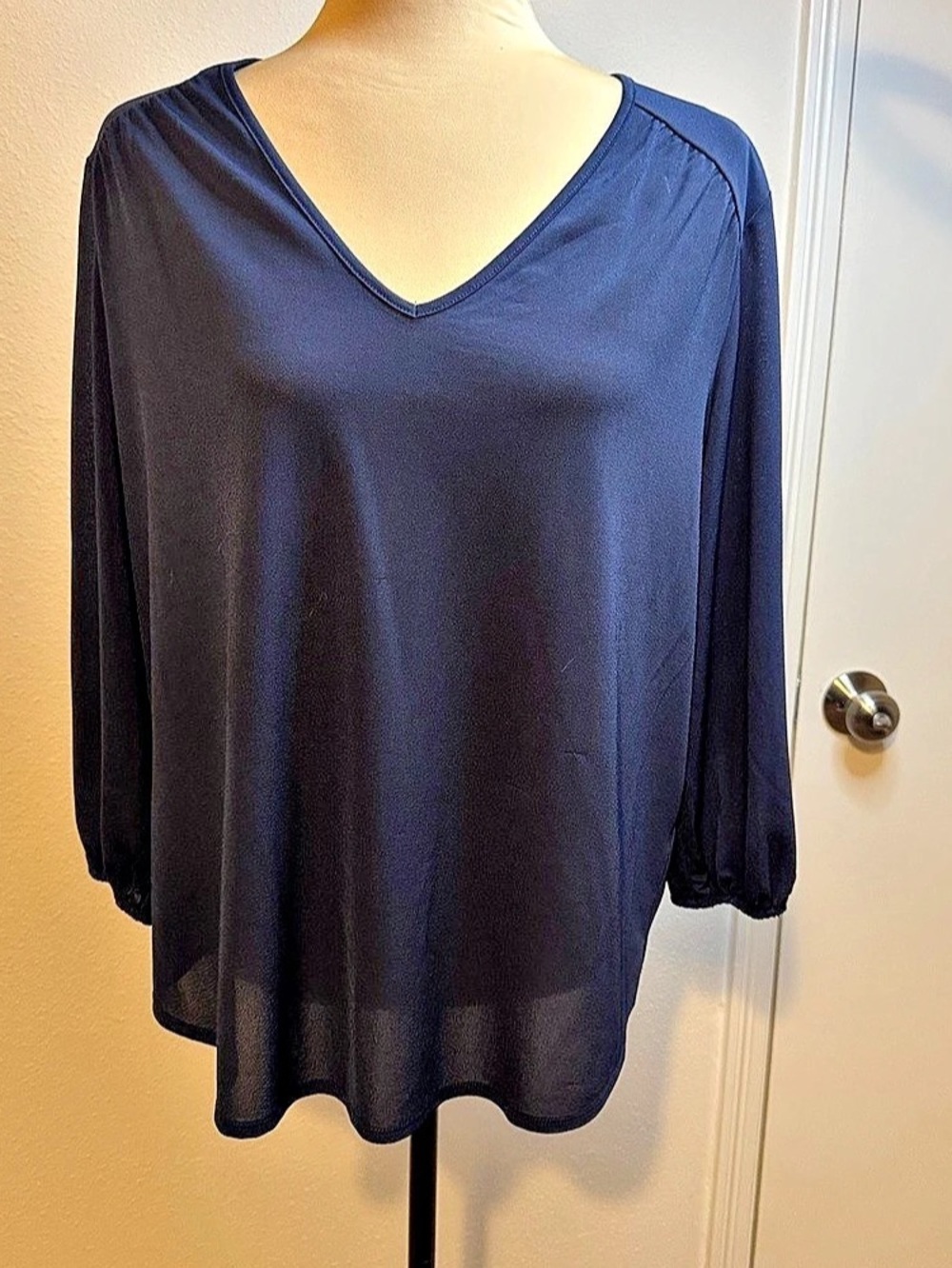 Cato Blue V-Neck Blouse Size Large